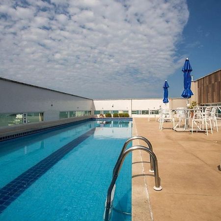 Conforto, praticidade e vista panorâmica em Macaé Exterior foto
